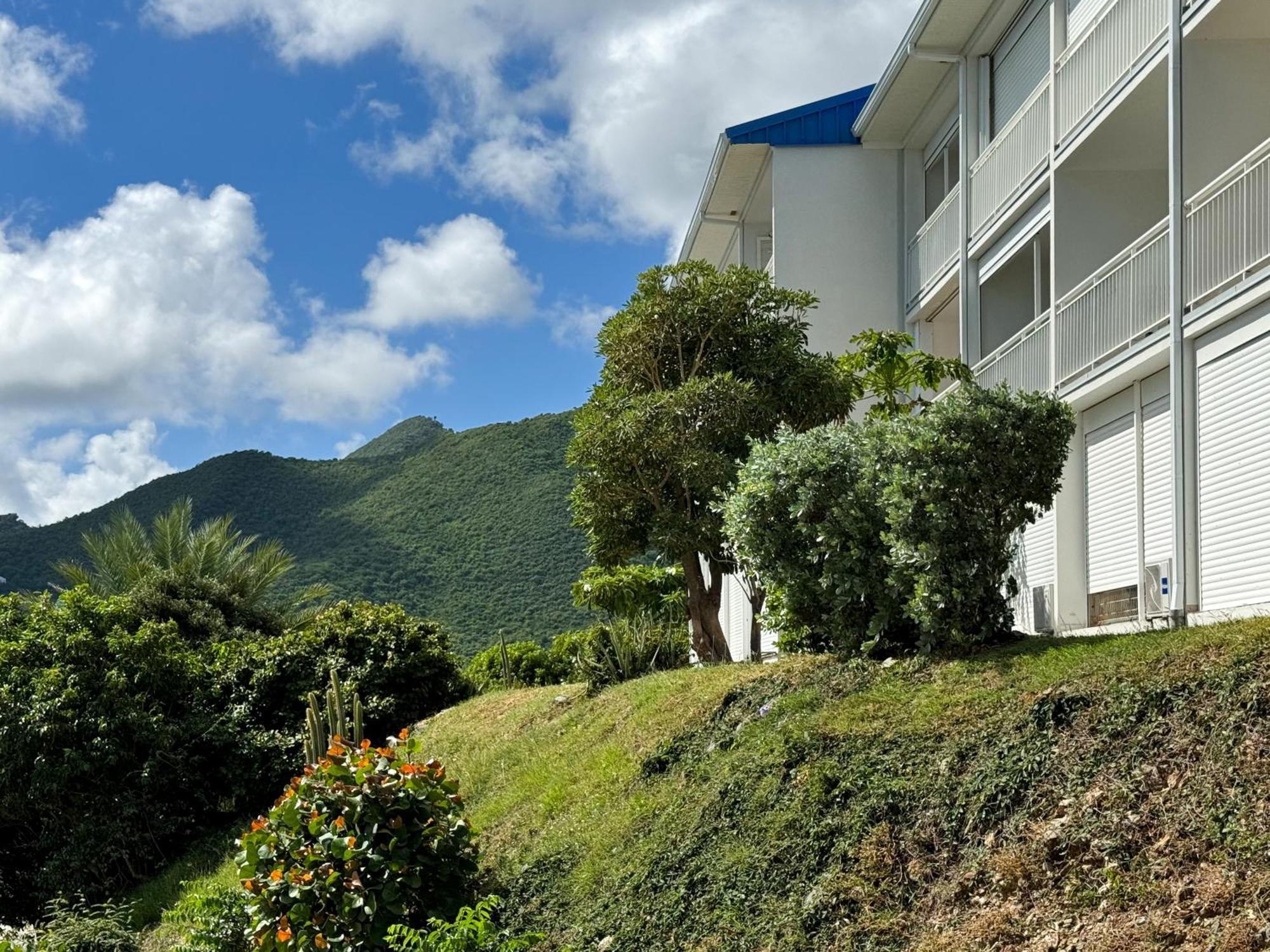 Top Floor Unit 520 Ft2 - 48 M2 With Stunning Dominant View On Ocean, St Barth, Orient Bay Cul de Sac Exterior foto